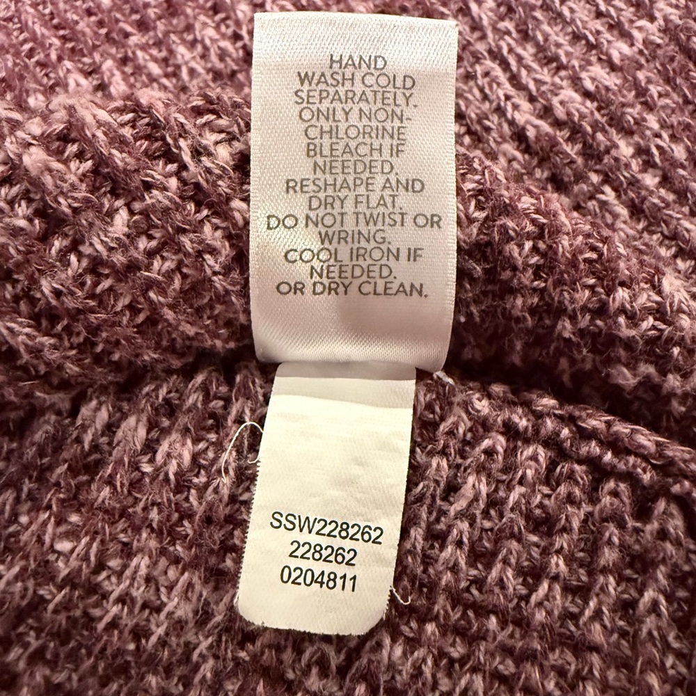 Elegant Mauve Knit Sweater - Size Large Petite - Picture 9 of 9
